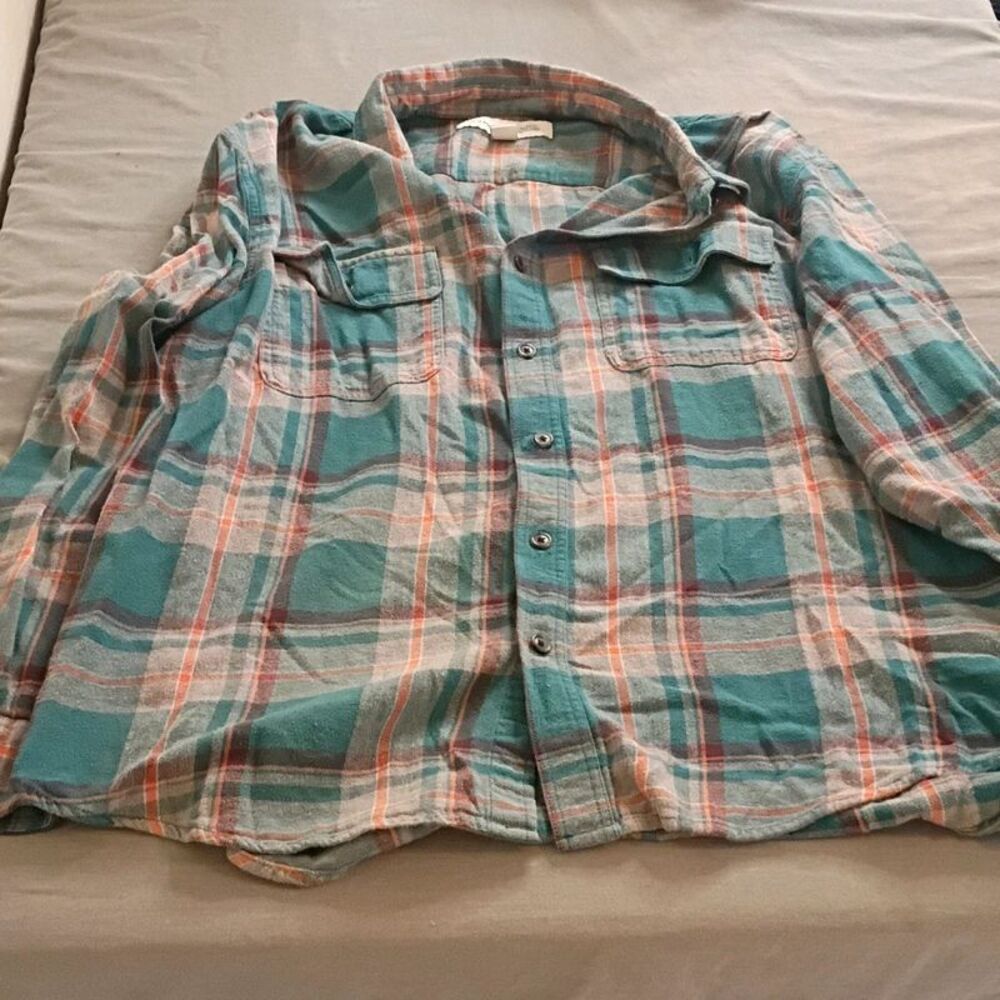 Mans old nay flannel